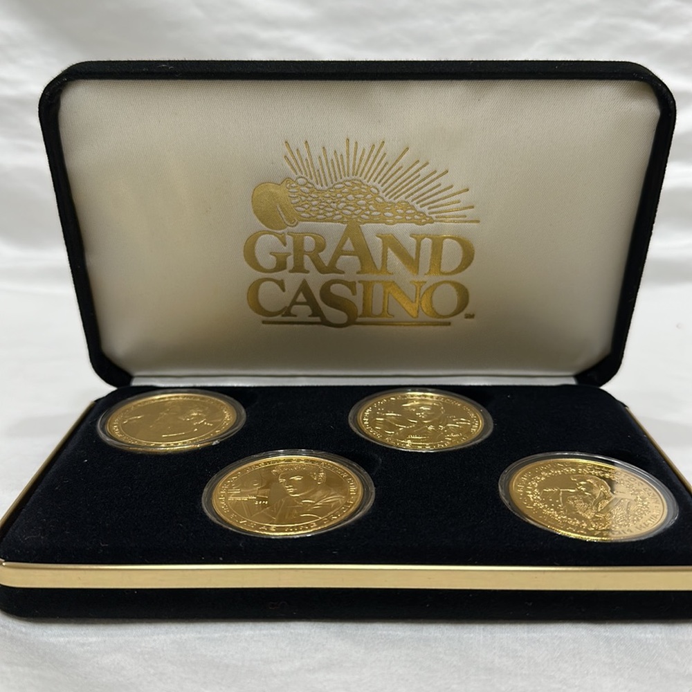 Elvis Presley coin set